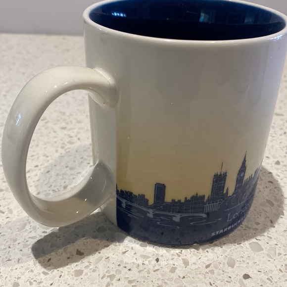 Starbucks London Global Icon City Collector Series Mug, 2011 - Picture 4 of 6